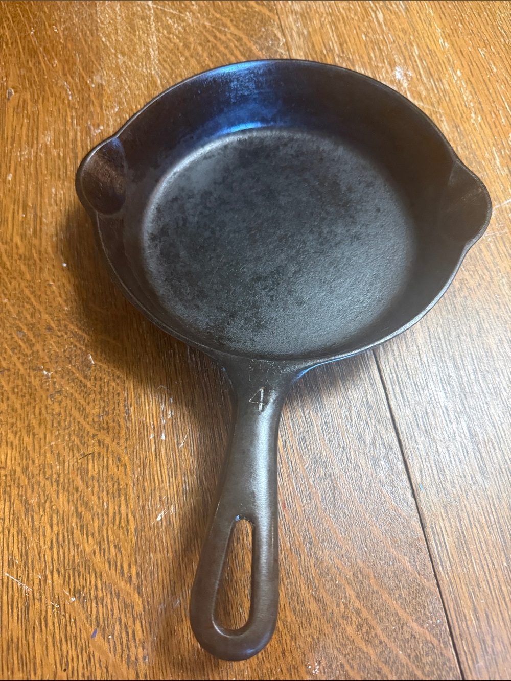 Griswold No. 4 Large Block Logo skillet (Pattern 702)